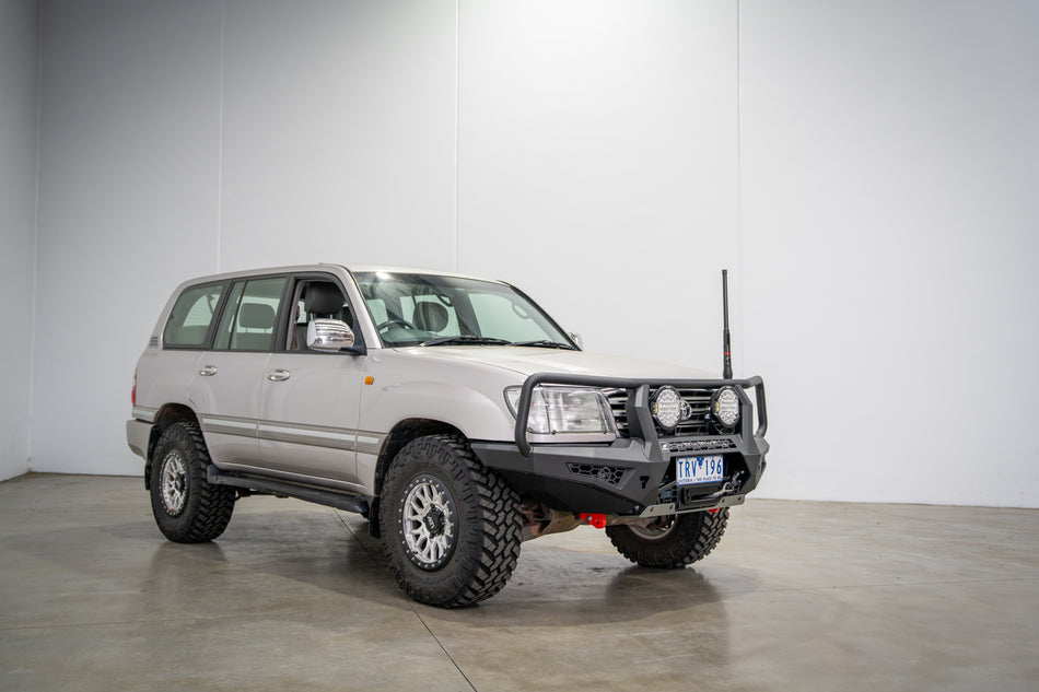 Toro bull bar to suit, Landcruiser 100 series 1998-2007