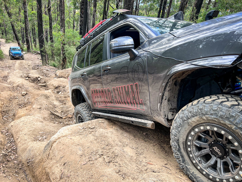 Rock Sliders Welded, Suitable for Toyota Land Cruiser 300 Series, 2022 to Current