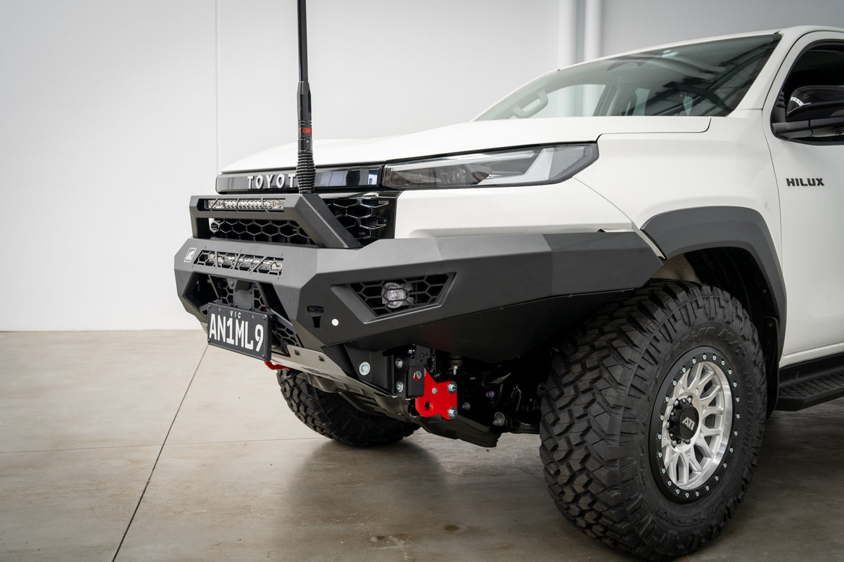 Predator Bull bar, Suitable for Toyota Hilux N90, 2026 on