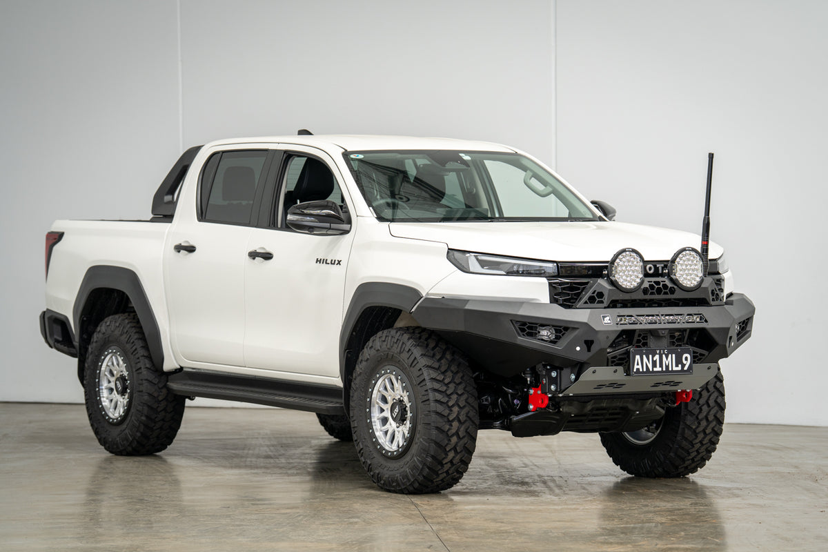 Predator Bull bar, Suitable for Toyota Hilux N90, 2026 on