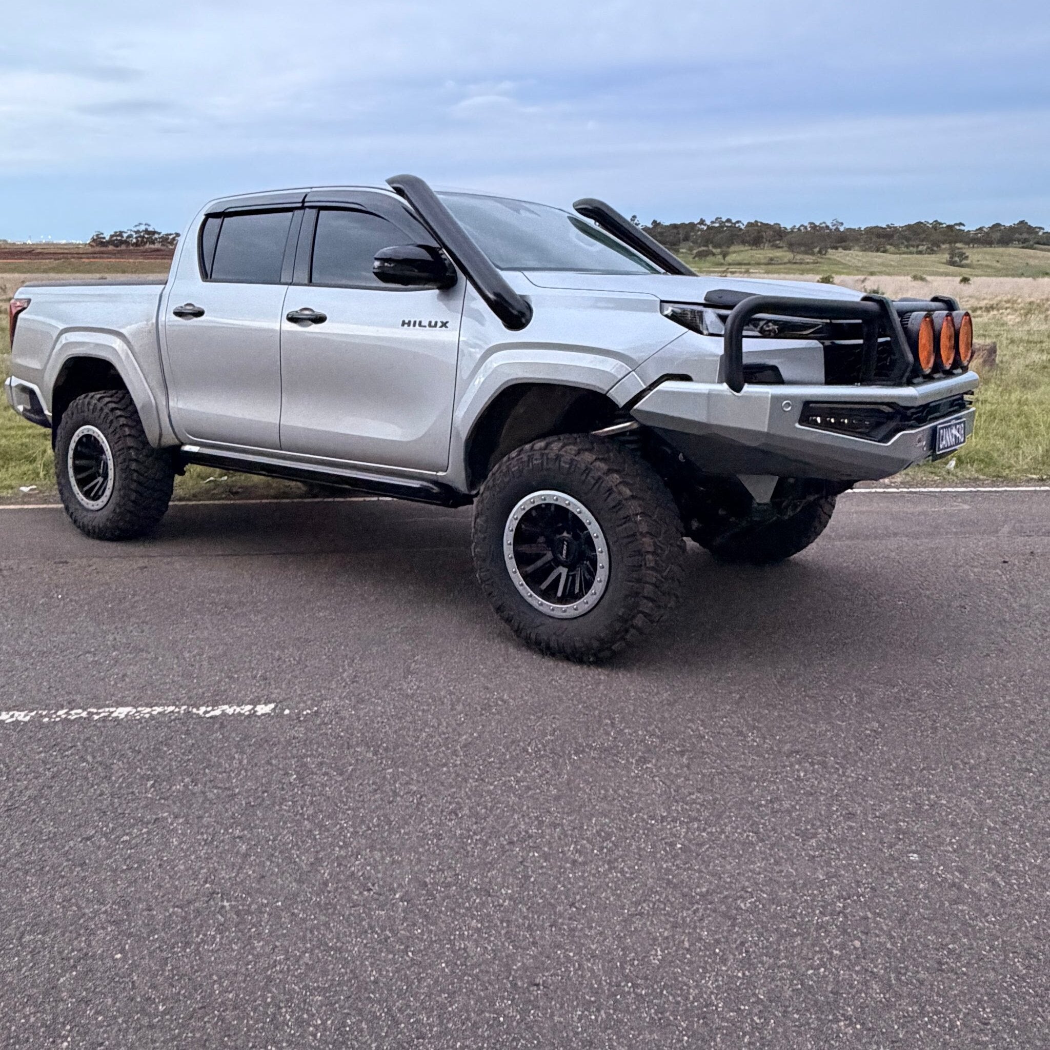 Toyota Hilux N90 short-entry stainless snorkel by Canna Fabrication