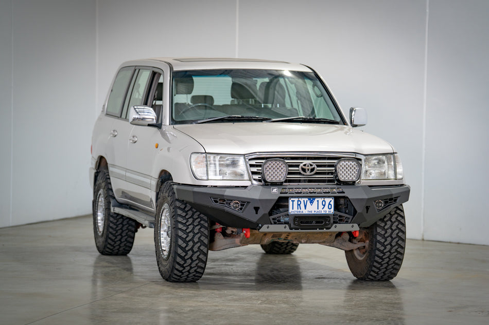 Predator bull bar to suit, Landcruiser 100 series 1998-2007