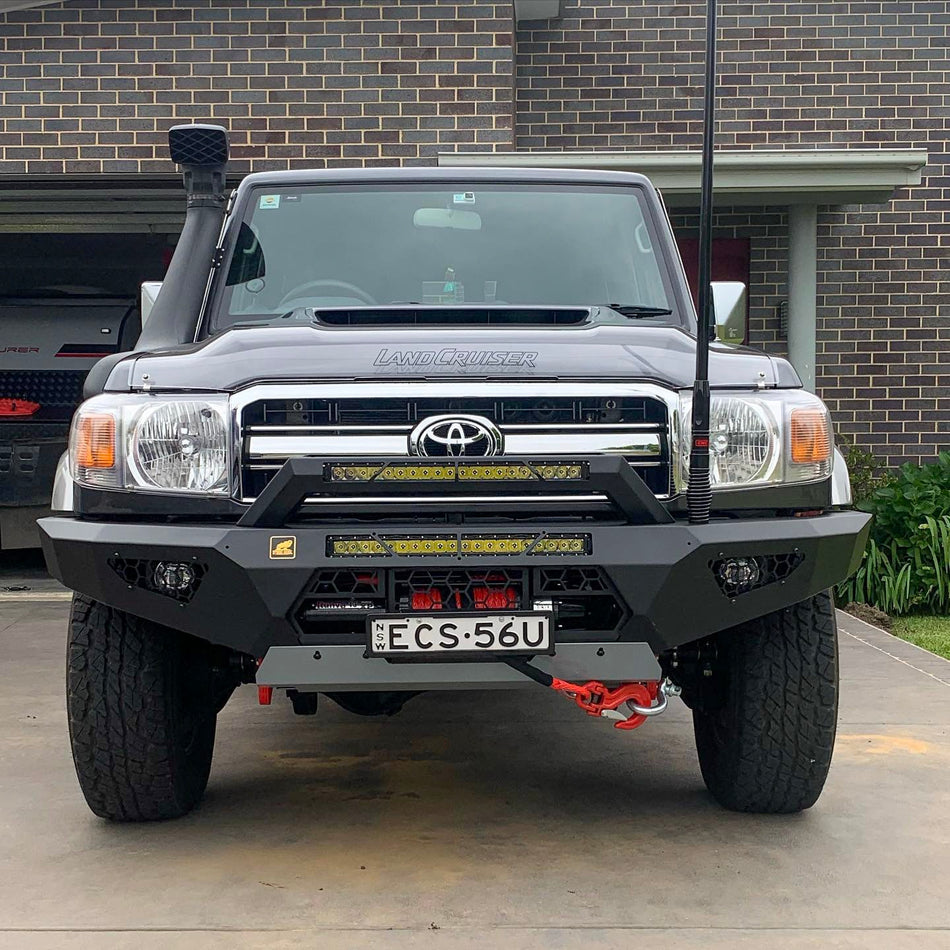 Predator Bull bar, Suitable for Single cab Toyota Land Cruiser 79 Series, 2017-2023