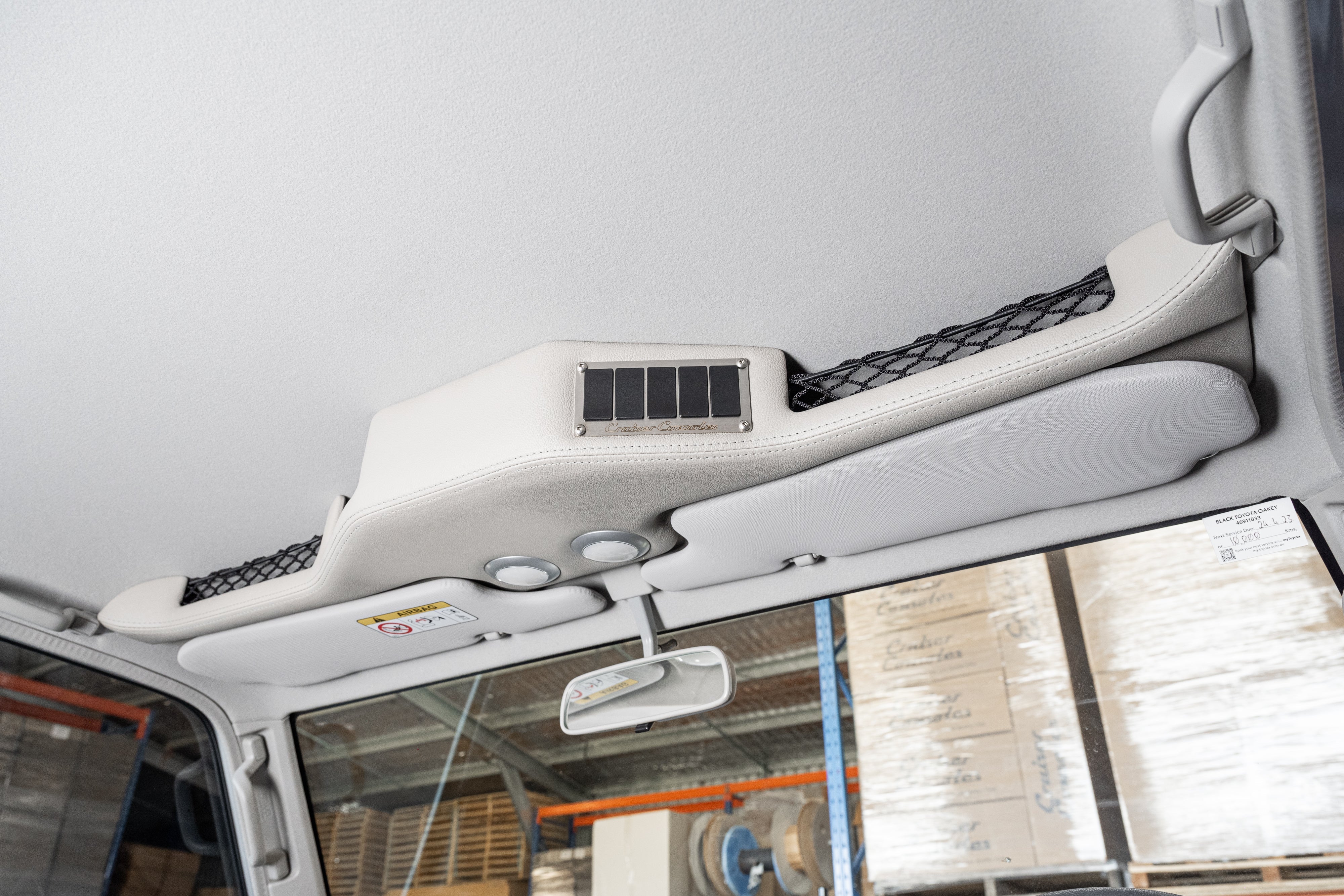 Bulge Shape Roof Console - With DIN Sized UHF Provision