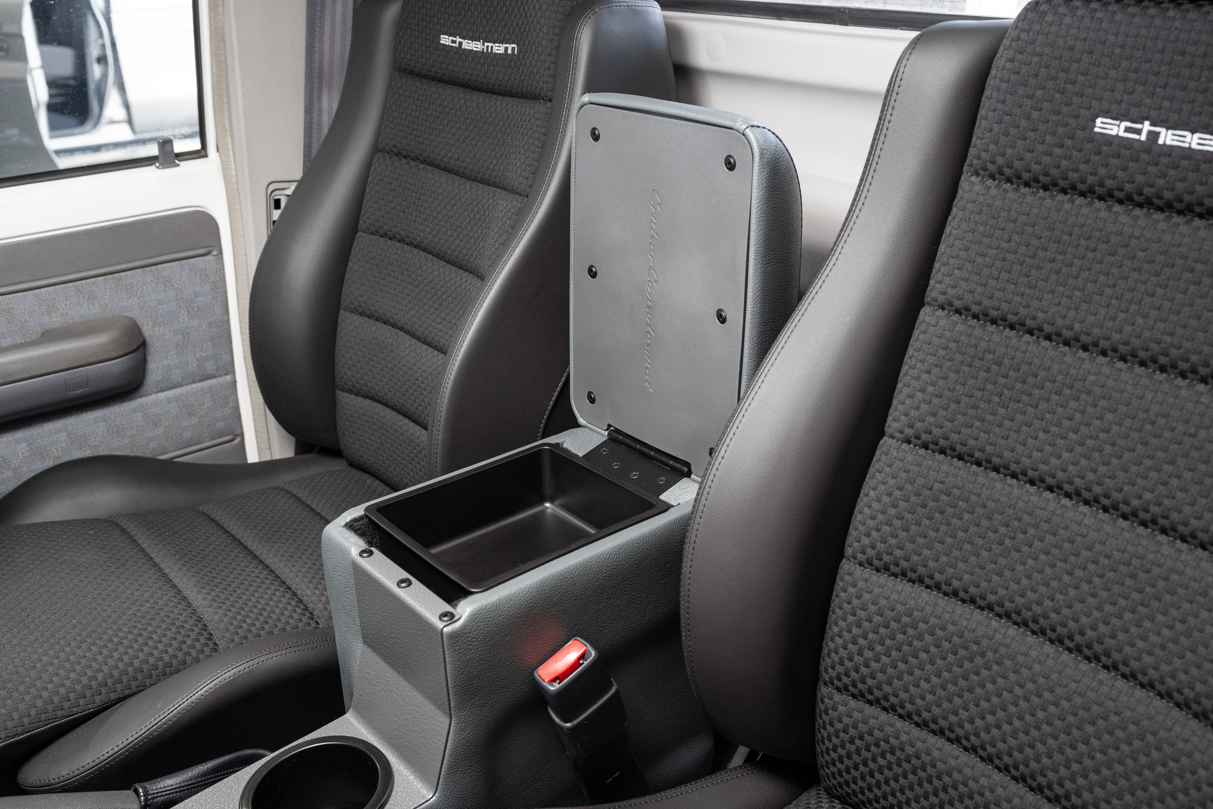 Half Length Centre Console (Pre DPF Single Cab)