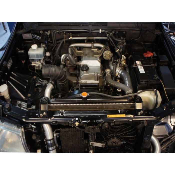 Mitsubishi Pajero 2000-2006 Nm/np V60 (3rd Generation) Series 2 Intercooler - HPD