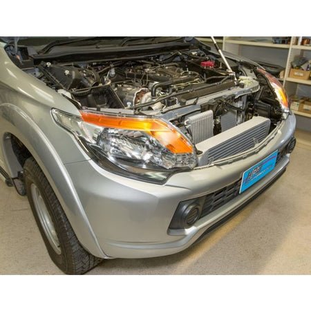 Mitsubishi Triton Intercooler Mq/mr 2.4 Ltr 2015 + - HPD