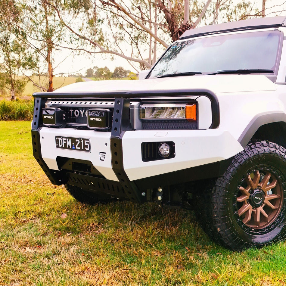 This is an image of the new Raslarr Dallas Bull Bar Toyota Landcruiser Prado 250 Series White Black full car image blue red silver