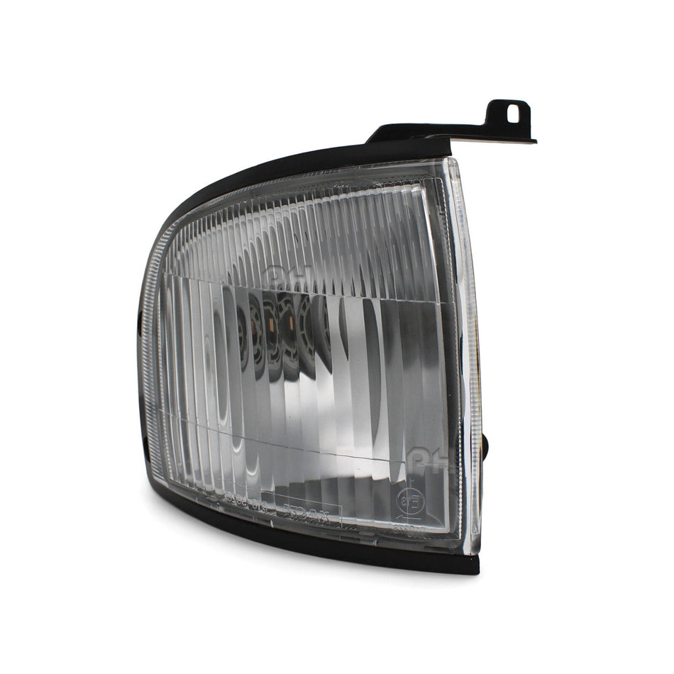 Corner Indicator Light RIGHT fits Mazda B-Series Ute B2500 B2600 1999 - 2002