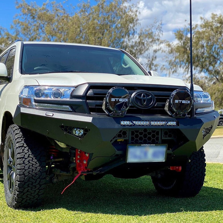 Offroad Animal - Toyota Landcruiser 200 Series (2015 - 2022) Wagon Petrol 4.7ltr V8 Offroad Animal Predator Bull Bar - 4x4 Offroad Centre