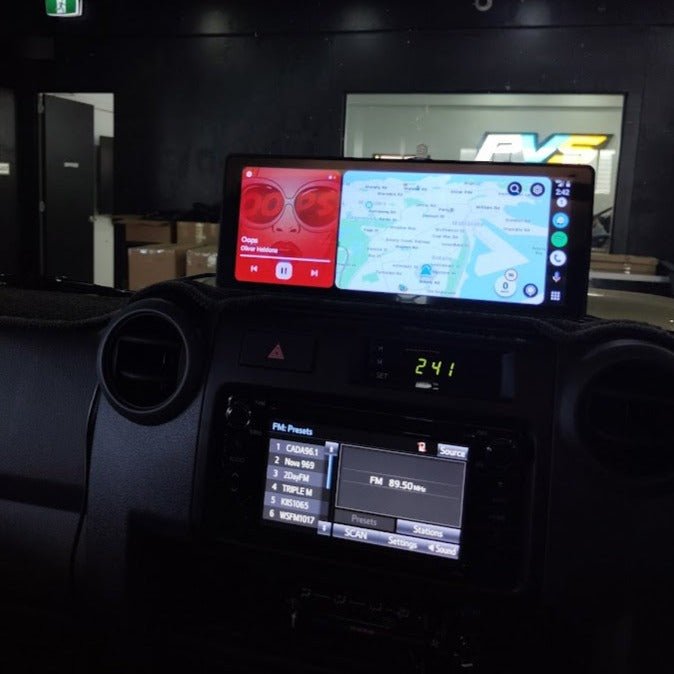 PVS Automotive - Wireless Apple CarPlay and Android Auto Car Stereo, 9.3'' IPS Touchscreen Multimedia Player & Bluetooth 5.0 Audio Hands Free Calling, Mirror Link/GPS/Siri/Google/Waze/GPS - 4X4OC™ | 4x4 Offroad Centre