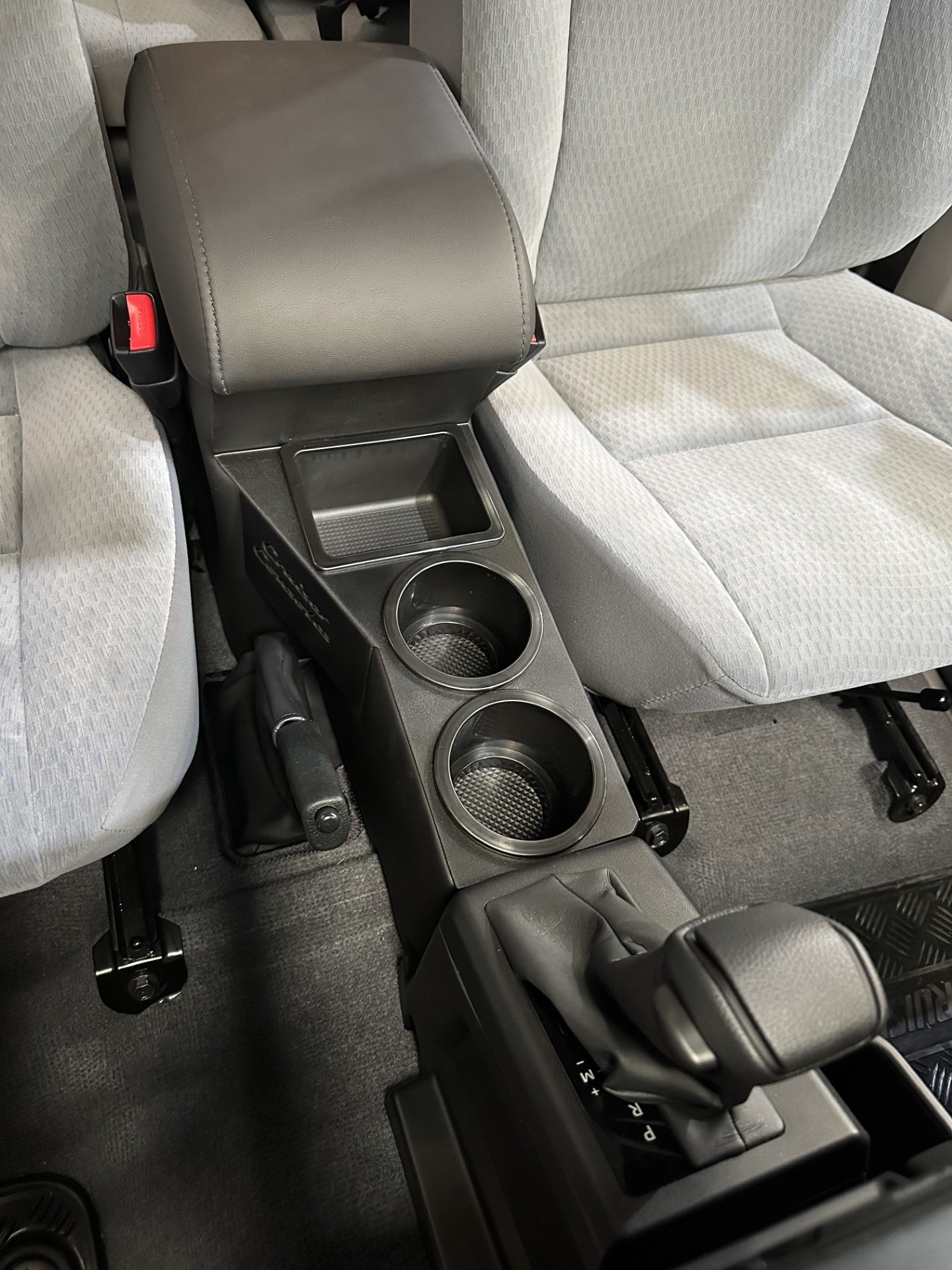 GDJ70 Automatic Half Length Centre Console