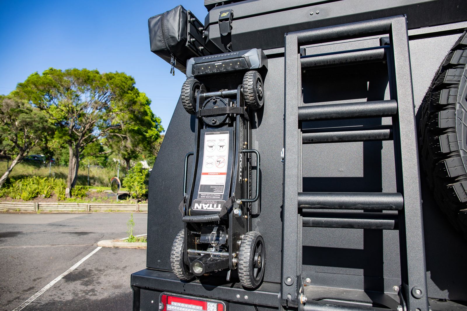 Titan Terrain - RUGGED FLOOR JACK MOUNTING BRACKET - 4x4 Offroad Centre