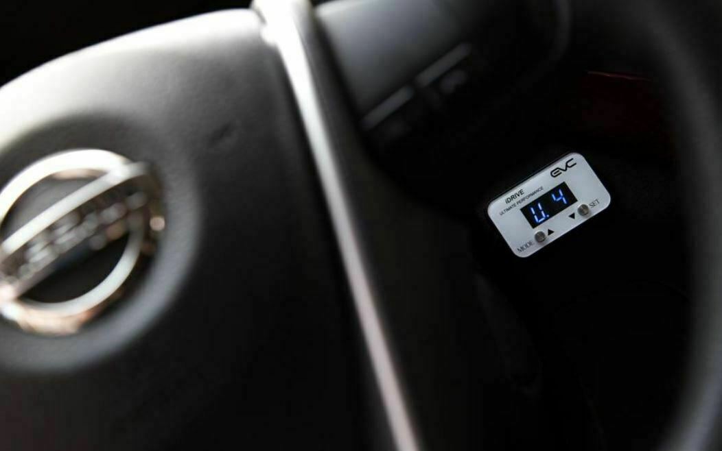 Ultimate9 - Ultimate9 Throttle Controller for Ford Everest (10/2001 - on), Ranger (10/2001 - on), Explorer (10/2001 - on), Transit (10/2001 - on), Mustang (10/2001 - on), Mazda BT - 50 (10/2001 - on), Jaguar XE (10/2001 - on), Land Rover Defender (10/2001 - on) - 4x4 Offroad Centre